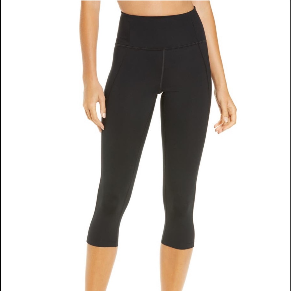 Girlfriend Collective Cropped High Waisted Legging Never Worn!